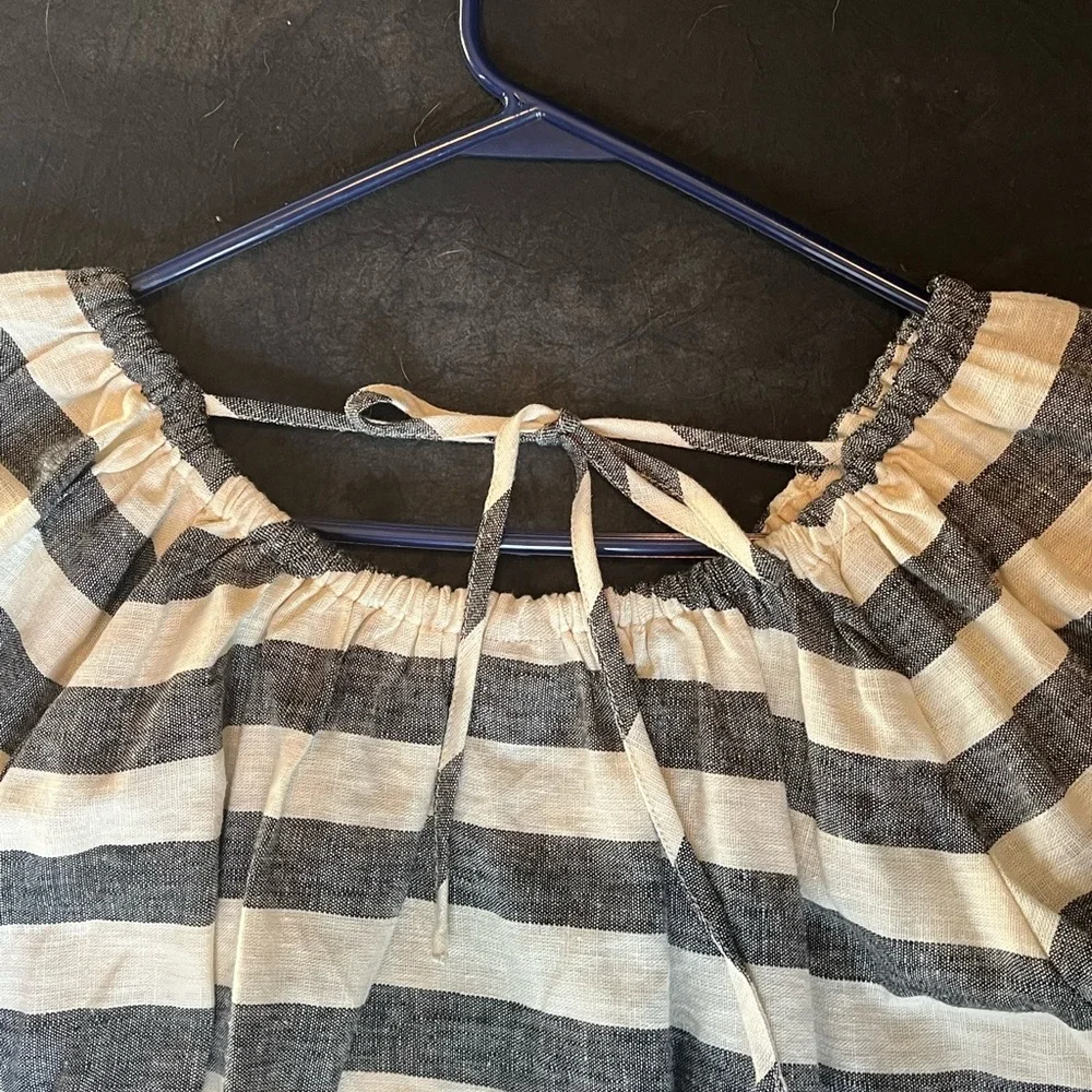 Flowy Blouse - Picture 5 of 5
